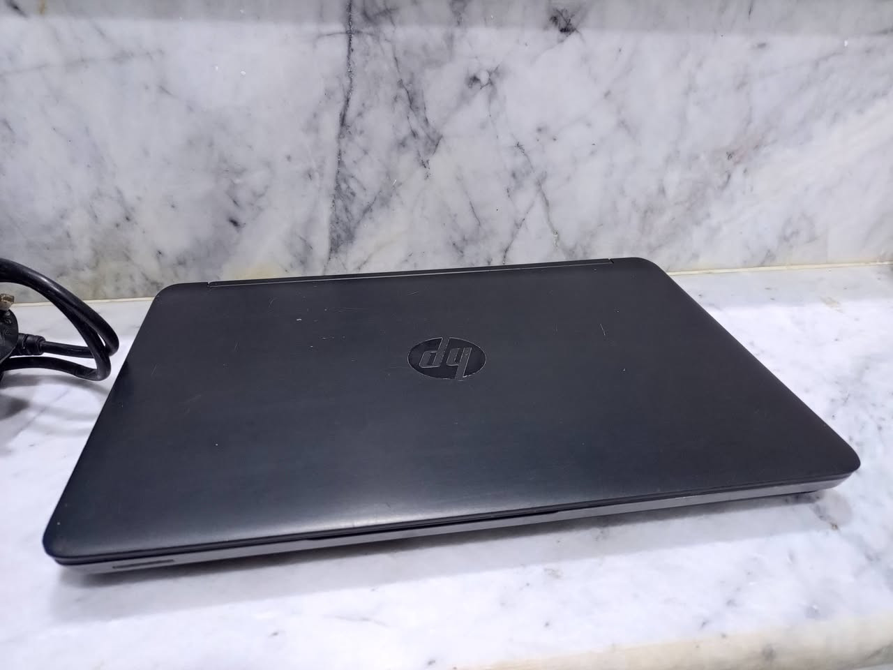 للبيع لابتوب hp 
Core i7 ذاكرة 128 وعشوائية 8 
حجم 15 ، كامل ملحقاته وبطارية جديدة ليثيوم 
بيه عطل فقط بالشاشة تريد تبديل والجهاز استخدام قليل سعره 75 الف

للبيع بلي ستيشن 2 طابقين 
مع يدات 2 بلوتوث و فلاش 16 يحتوي على 60 لعبة كامل ملحقاته وشغال مامصلح بيه شي جديد استخدام قليل 
سعره 20 مع ملحقاته

الموقع النجف الاشرف حي النداء

للتواصل واتساب ايضاً 
***********
