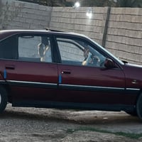 اخوان اوميكه ١٩٩٢سياره معمره ومصبوغه وبعدها بس ممبولشه سياره متعوب علي...