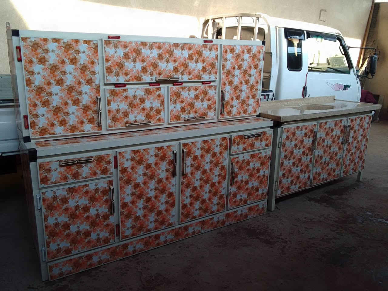 للبيع كلمن وسعره الشراي يتفضل خاص مكاني بغداد حي اور مقابل جامع الفردوس رقم الهاتف  بي واتساب اي ستفسار خاص ***********
