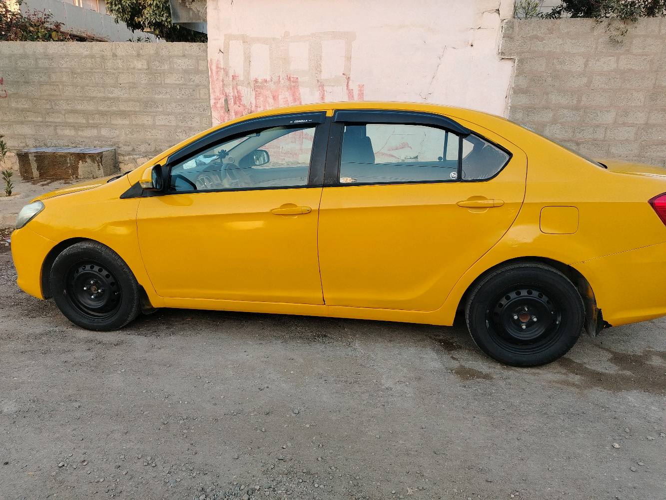 سلام عليكم للبيع كريت ويل موديل 12رقم بغداد سنويه لحد 28 بيها تصفيه ***********