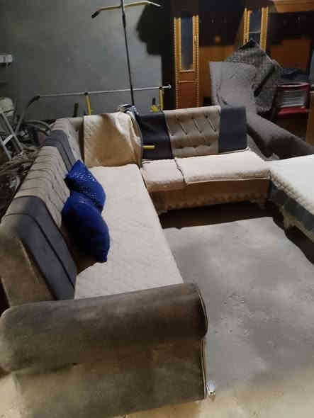 تخمم تركي 10مقعد نضيف 125 الف 
بعقوبة المفرق جامع الزيتوني ***********
