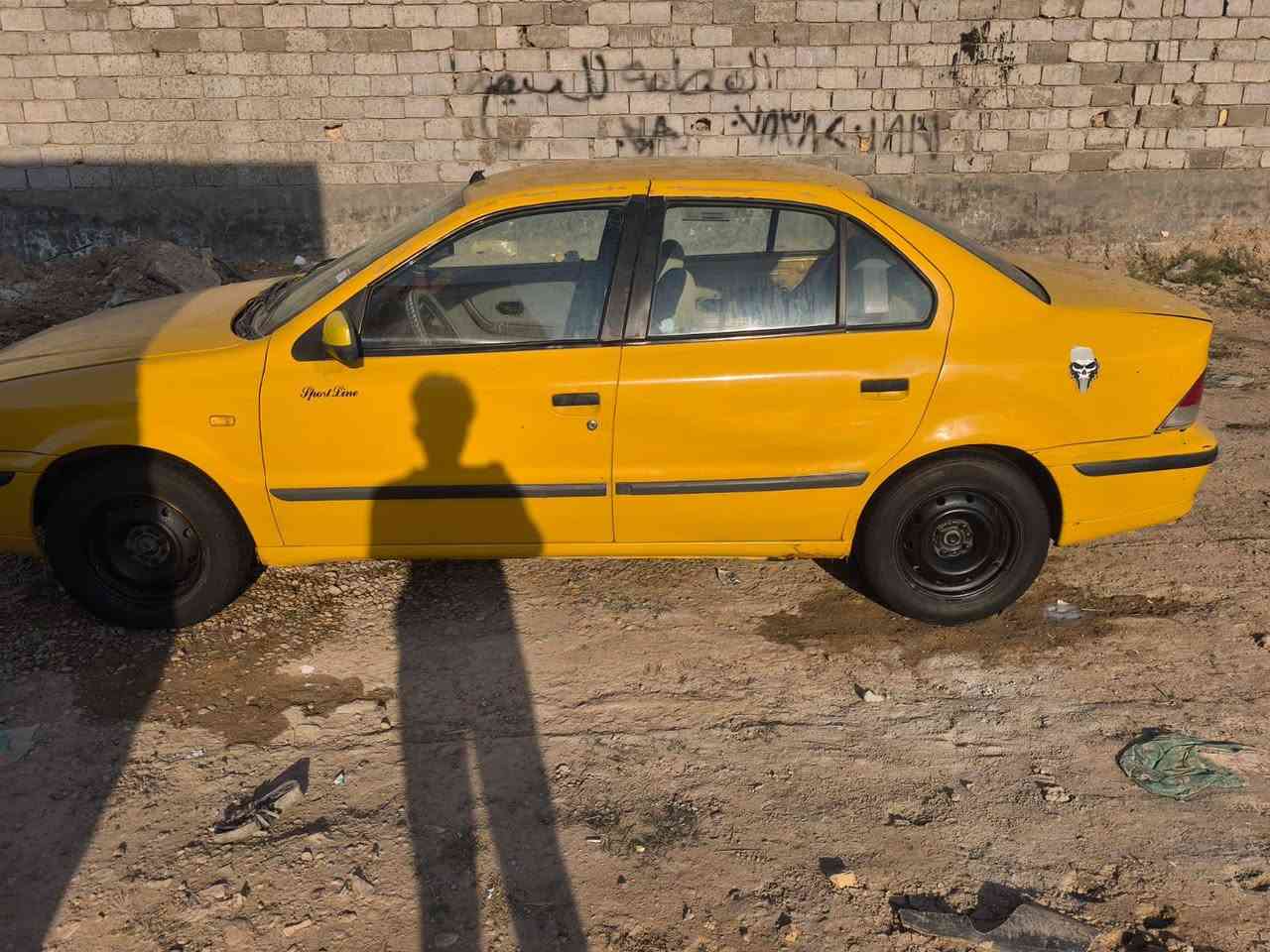 سلام عليكم سمند للبيع موديل 2011 ناطق بلاديه السياره مكينه بيه اشويه ضعف كير وحداديه وكهربايات وتخم تاير جدد داخل نضيف مسجل وسستم صوته يخبل  رقم بغداد انكليزي تحويل ثاني يوم مصفره هيئه وغرامات مكاني بابل شارع 80 السعر 26 //// ‏‪***********‬‏
