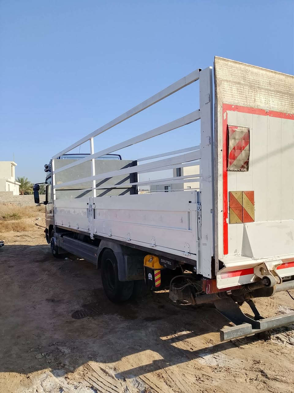 السلام عليكم اتيكو 2004 8 طن الطول 6:30 ***********
