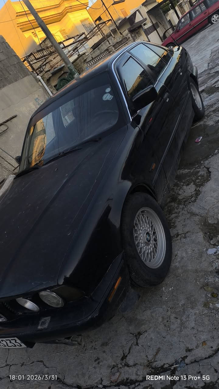 بي ام 252 مسكر سياره شوي هملتها يعوزها مصرف شي قليل مابيها ضرر مصبوغه جماليه 
المكان الموصل ***********... 65$
