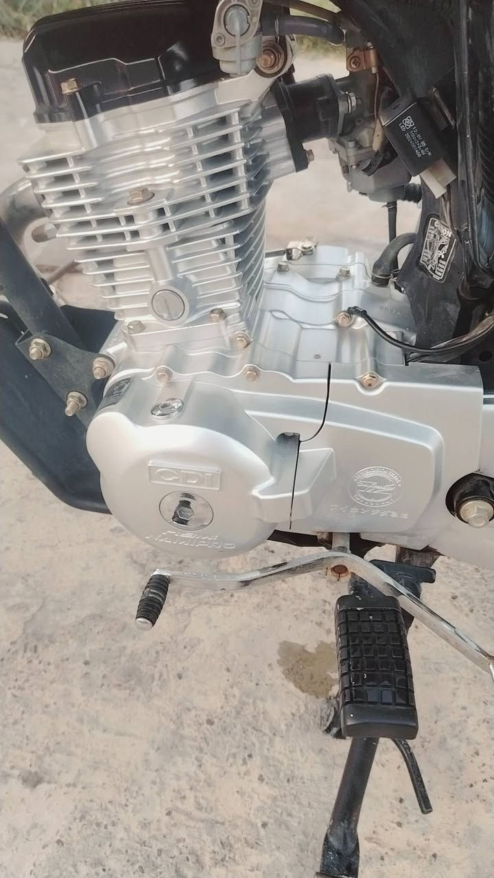 السلام عليكم دراجه للبيع نام برو 2025  التواصل  على الرقم ***********
