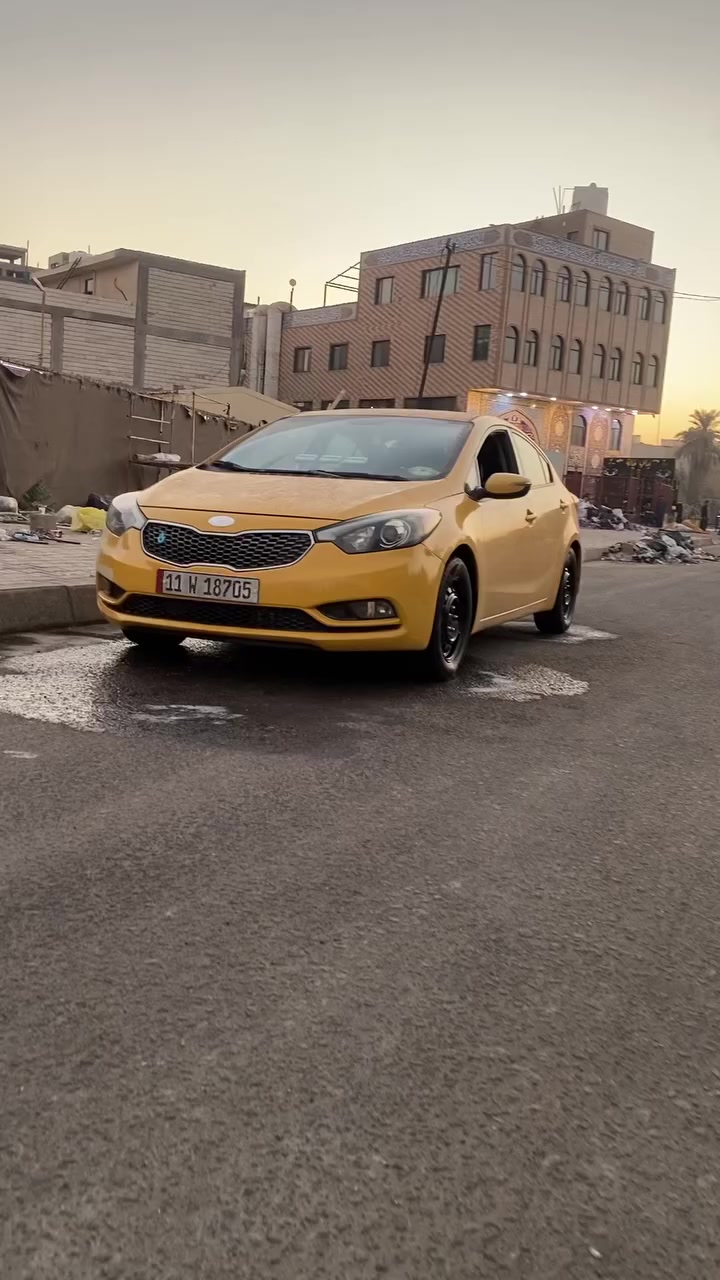 السلام عليكم كيا فورتي للبيع 2014
***********
