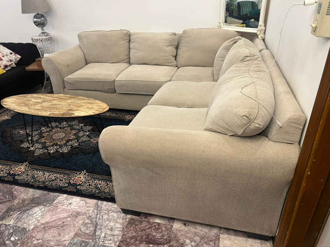 مرحبا تخم تركي للبيع  السعر ٥٠٠
بوفيه ومرايه السعر ٢٠٠ الاسعار بيها مجال بسيط المكان بغداد


**إذا كنت صاحب هذا الإعلان وتريد حذفه لأي سبب، رجاءا أرسل رسالة إلى الدعم الفني**