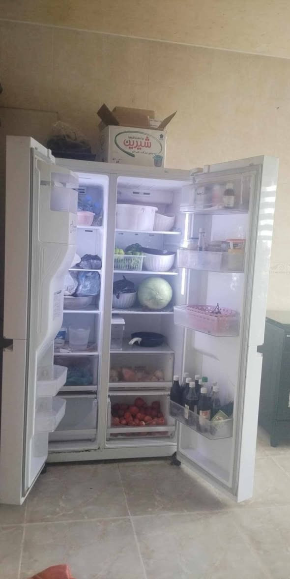 مرحبا من رخصت الادمن ثلاجه للبيع بابين بيها جهاز صانع ثلج


**إذا كنت صاحب هذا الإعلان وتريد حذفه لأي سبب، رجاءا أرسل رسالة إلى الدعم الفني**