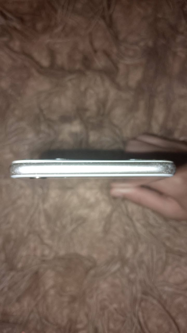 السلام عليكم هذه ايفون 6 بلس لون ذهبي  بس عطلان كارتونته موجوده ب40 وبي مجال للشراي


**إذا كنت صاحب هذا الإعلان وتريد حذفه لأي سبب، رجاءا أرسل رسالة إلى الدعم الفني**