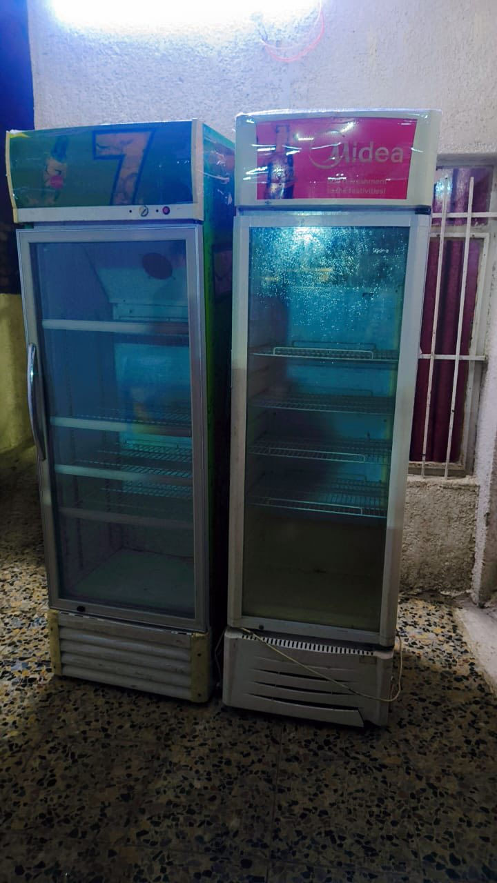 *********** عارضتين للبيع قرصت شوكه جديد
