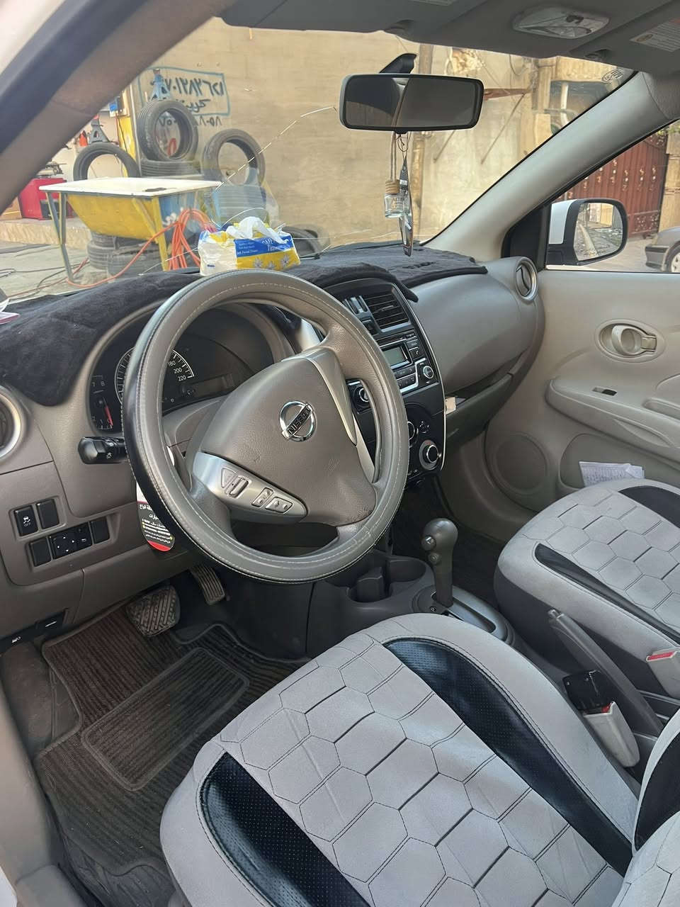 صني  2020بدون صبغ ولا فتح ولا حالوب بسمي سنوية جديد  هزه جديدة دفتر بانزين بيها فقط تعديل واحد 20سانتم سيارة جديدة جاهزه شرط تحويل وغرامة عنواني كركوك حمزلي سعر 114
***********
