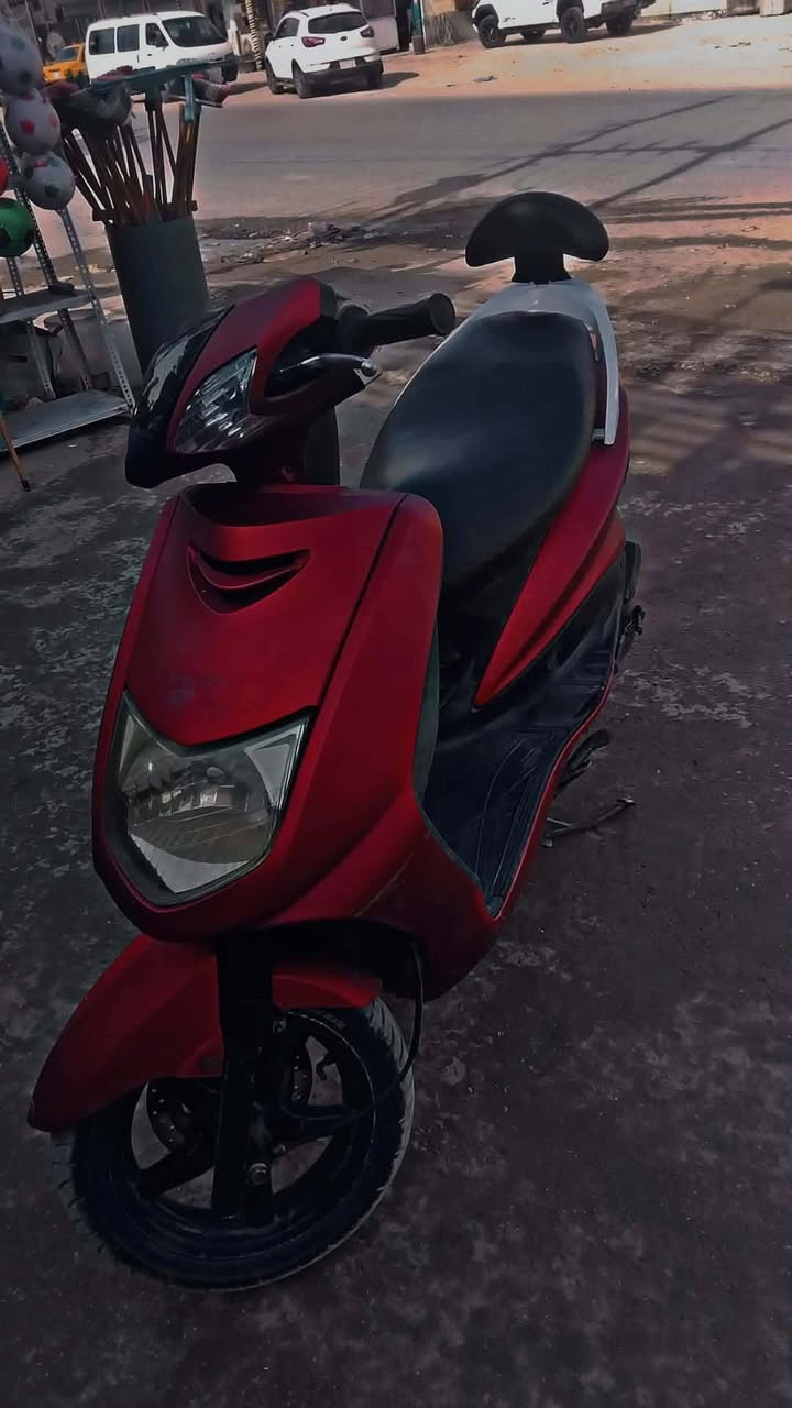 سلام عليكم سكنس ياباني جديده سلف هندر نكره كفر اصلي 110 ستاند حساس كلوب شغال ابيض اصفر اشاير شغاله كلج رياضي اصلي شلعه معدل لا تبخير ولا تنقيص دراجه كل نقص مابيه وين متريد شغل وطلع سعر 550 بغداد مدينه ‏‪***********‬‏الصدر
متواجد واتساب بكل وقت خاص
