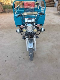 ستوته 23لبيع وكيله حسين مداور نفس اليوم ٠٧٨٤٠٤٩٩٩٣٥