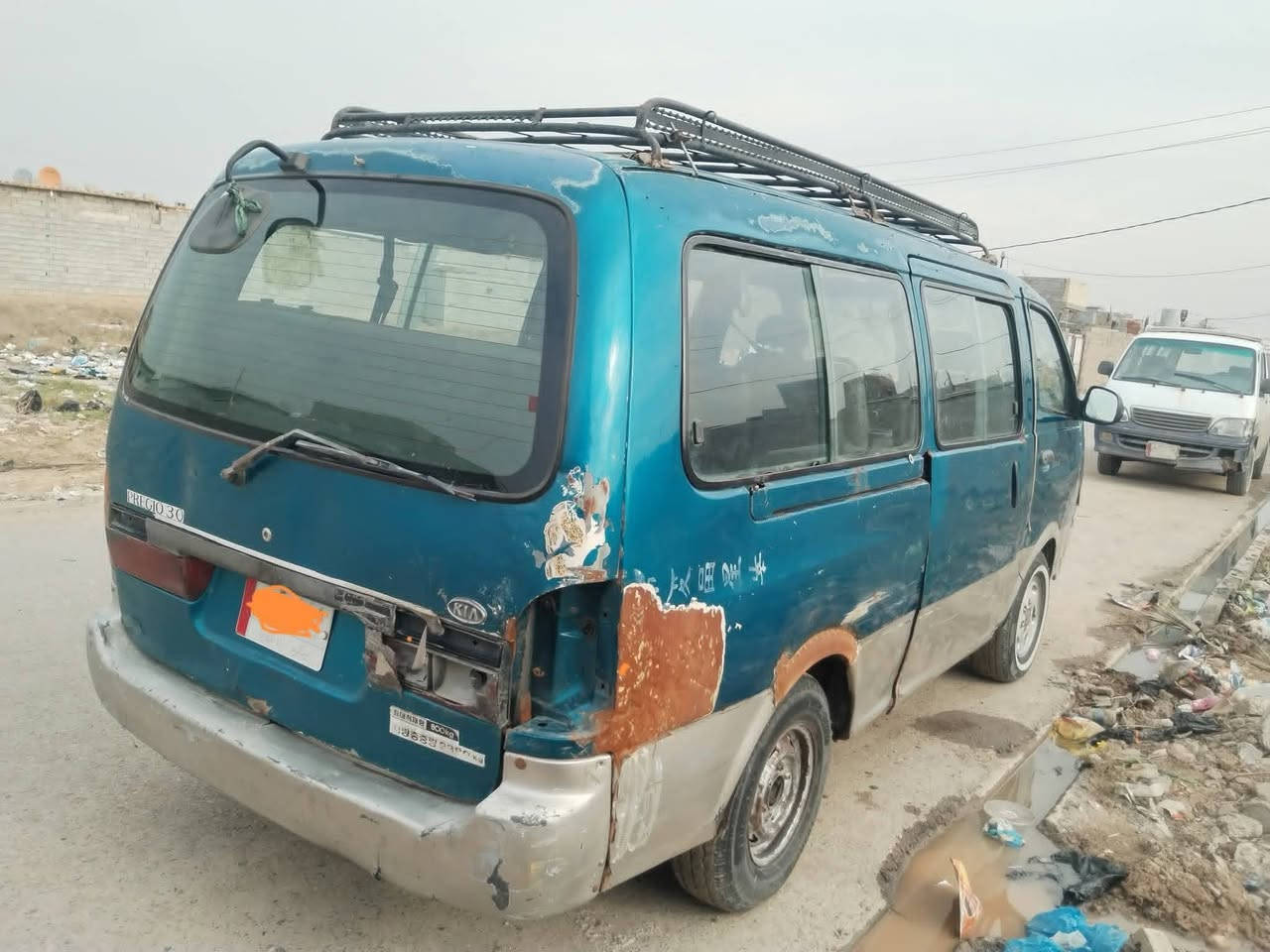 للبيع موديل 96  مكفول گير وأكسل ومحرك. مصبوغه صبغ عام   والسياره حلوه ونضيفه بالوقع اكثر من الصور  والسعر 45 وبيها مجال
هـ ***********
