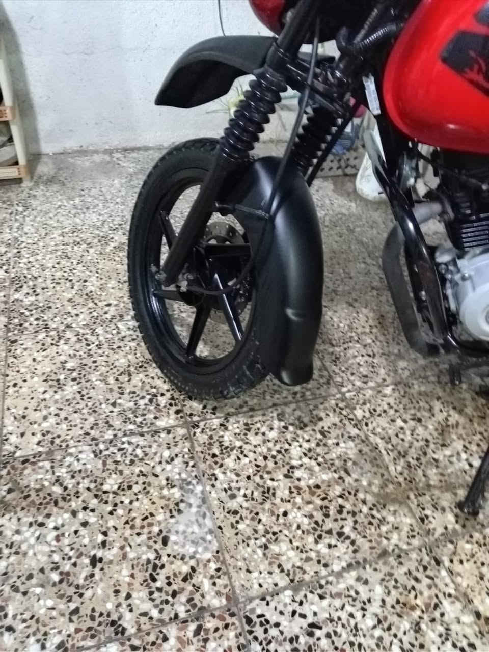 دراجة زيرو زيرو
وراقه صوليات شرط ترقيم 
بوكسر نازله 23 شكل 23 كفاله عامه من كلشي 
دراجة نظافته 100% حته عده ماشركه بيه 
نظيقه بشكل ستخدام شخصي جانج مضمومه
كله وضع شركه كلشي مابدل بيه مكاني شهداء العبيدي 
***********
