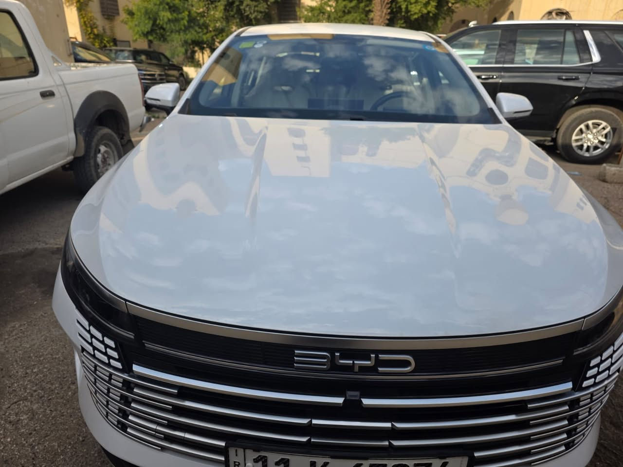 السلام عليكم 
بي واي دي دستروير 
المواصفات المعروفة فول 
ماشية ٢٧١٤ كيلو 
كفالة عامة ع الفحص
السعر ١٩.٥٠٠
مكان السيارة 
المنصور الداوودي 
***********
