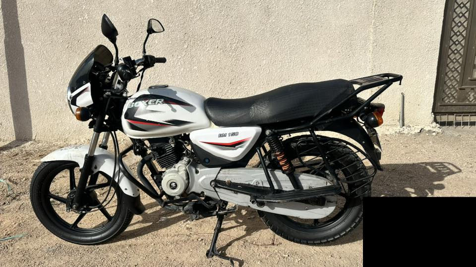 سلام عليكم بوكسر موديل 2020 شهر 12 رقم وسنويه بغداد تحويل ثاني يوم محرك جيد جداً مامفتوح كهربائيات شقاله سلف هندر اشاير لايت زنون منضومه فول ثلجي تايرات لوك شرط دراجه مكفوله من كلشي بعدهه عل شركه السعر 1500 وبيها مجال مكان بغداد هاتف ‭0778 318 8640‬
