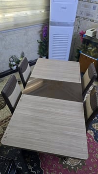 ميز • ٤ كراسي • مدينه الصدر