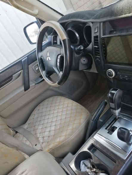 للبيع سياره باجيرو مكفوله سياره جديده جاهزه تفاصيله باالمقطع مذكوره انا مكلف بنشره اليريده يخابر على الرقم *********** مكانه البصره
