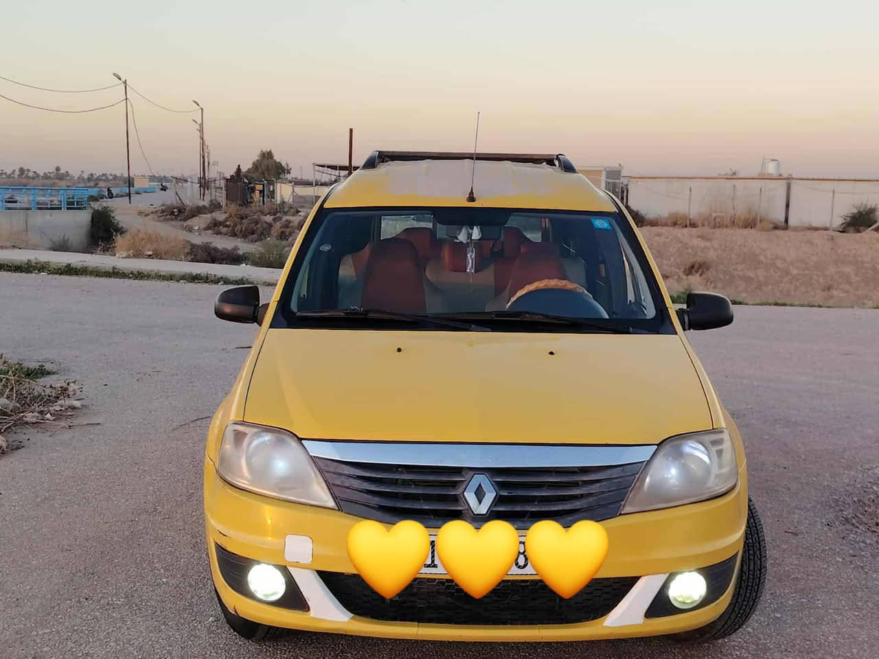 السلام عليكم سياره للبيع رينو 7راكب موديل 20012 مكينه جديده كير جديد حداديه جديده تخم تاير جديد مشط جديد سياره حلوه مامتعوبه خير من الله سياره كفاله عامه من ضربه وتبديل وصبغ سياره ماعايزه شي رقمه انكليزي بغداد بسمي السعر 65 وينه مجال شراي ينتصل وبي خير ويدلل للاستفسار عل رقم ***********مكانه الدوانيه غماس
