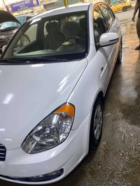 اكسنت • ٢٠١١ • محرك ١٦٠٠