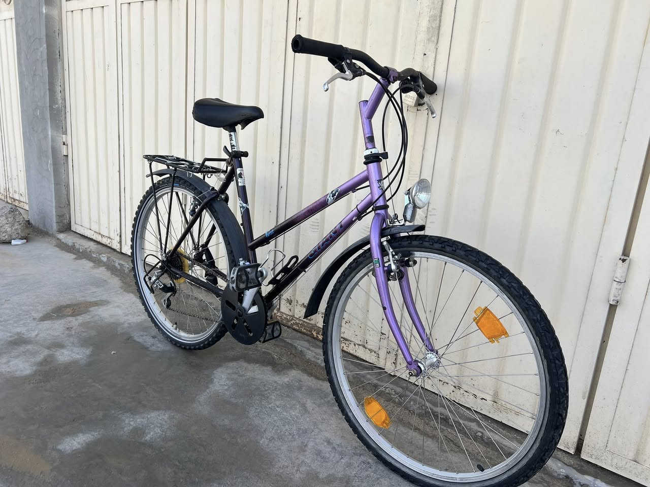 باسکیل مارکە GINTA
بالە تیوانی 
حجم٢٦ 
جسم حدید 
سعر ١٥٠ الف 
١١ نمرە کیرات
تیارعریز
کل سیتماتshimano 
کل بیلاد کل شرت 
توصیل موجود 
عینوان /کلار-رزگاری 
ژ.م*********** واتئاپ موجود
