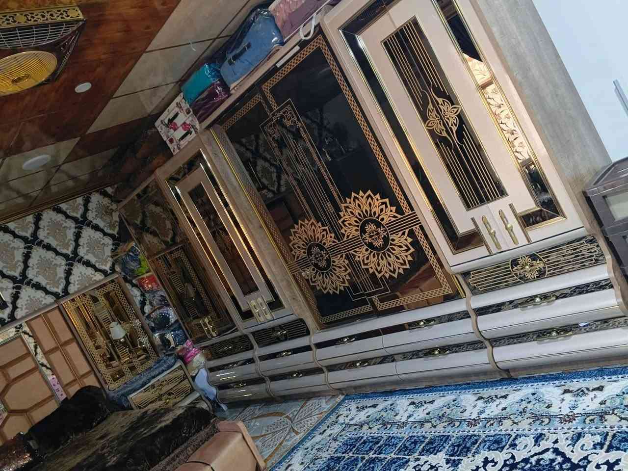 للبيع مكان رمادي لاتصال عل رقم ***********
