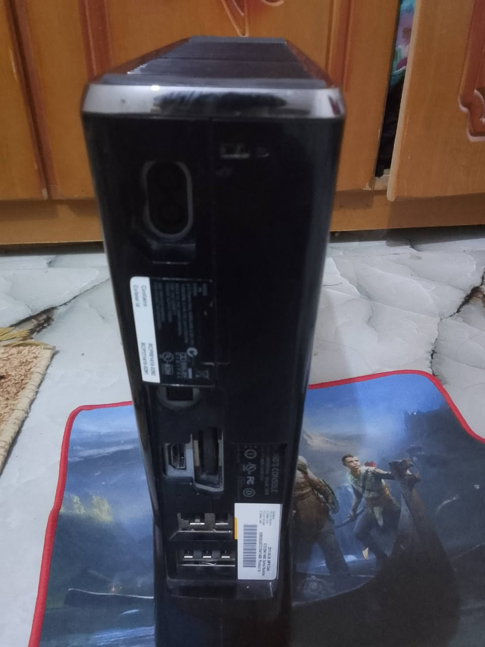 اكس بوكس 360 مع كامل ملحقاته السعر 125وبيه مجال رقمي *********** المكان ذي قار
