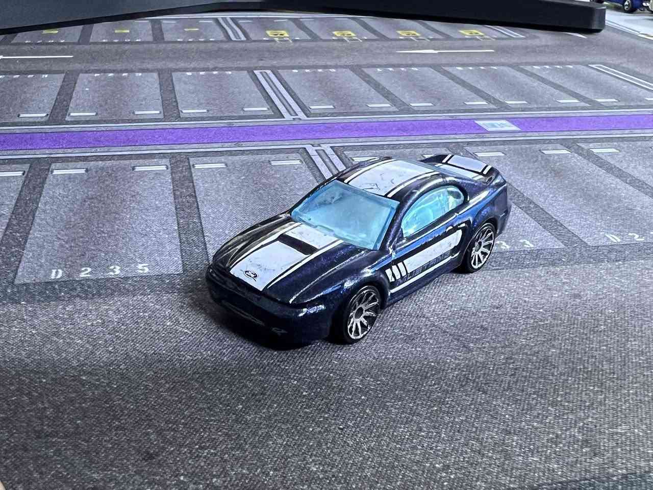 متوفر سيارات من شركات مختلفة
قياس ١:٦٤ 
سعر القطعه ٢ الف


**إذا كنت صاحب هذا الإعلان وتريد حذفه لأي سبب، رجاءا أرسل رسالة إلى الدعم الفني**