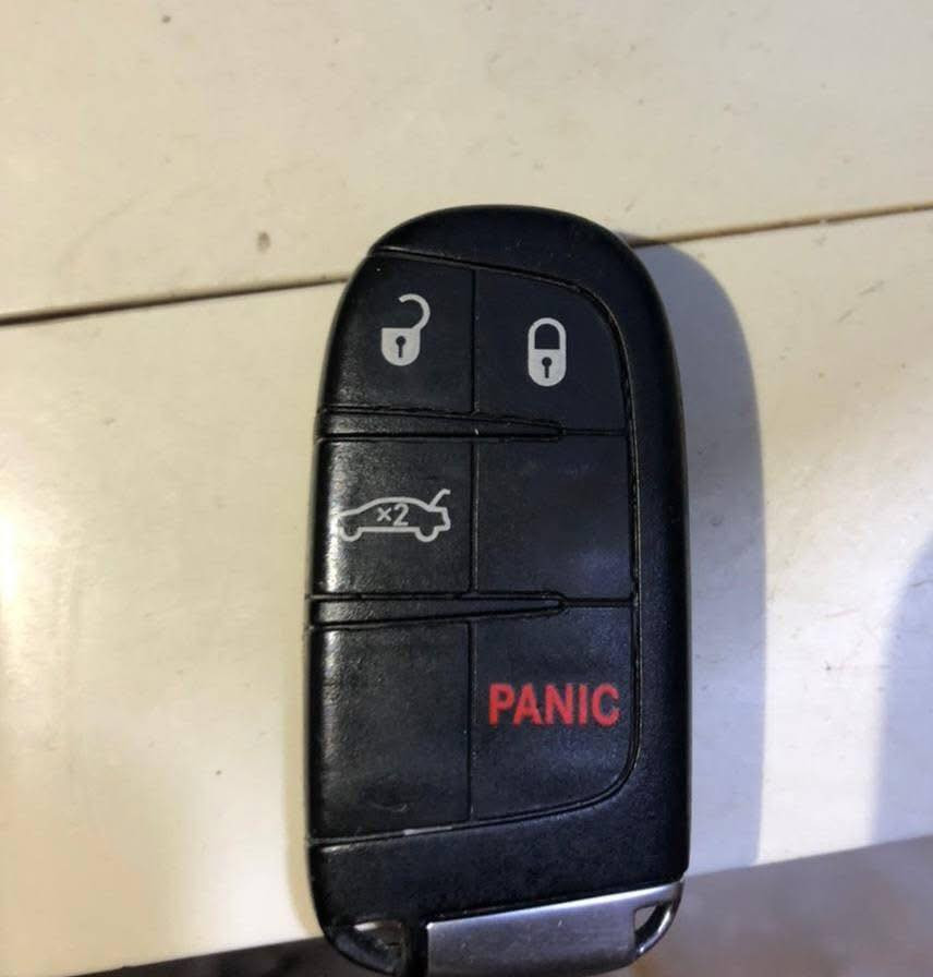 سلام عليكم
موجود غراض اوباما للبيع 

جميع الأغراض اصليه  

موجود توصيل جميع محافظات العراق 

سعر خاص 

للاستفسار اتصل ***********
