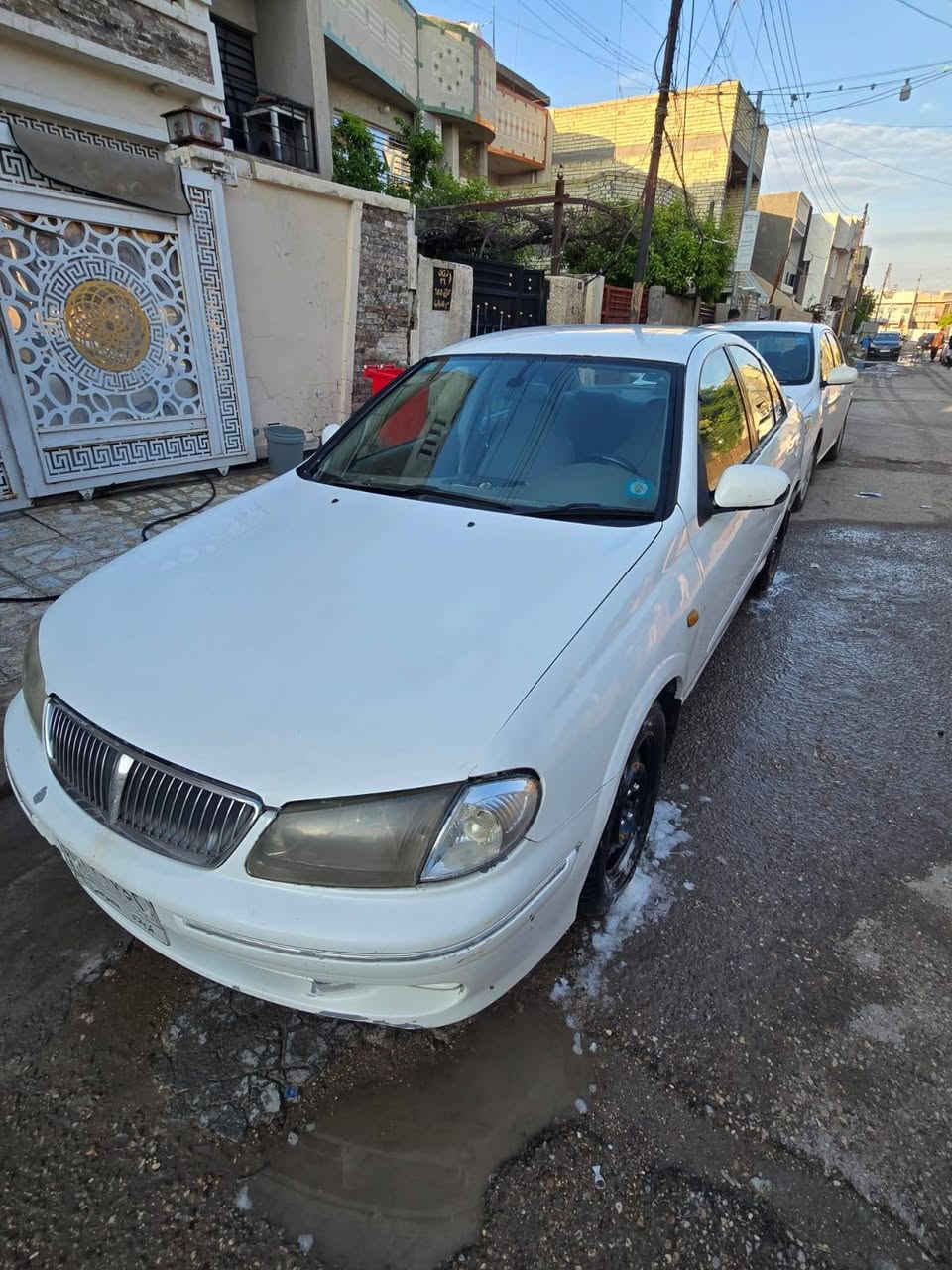 السلام عليكم نيسان سني موديل 2000 قبغ اسود السياره تدفئه تبريد شغال  كير اتوماتيك مكينه ادخن رقم كربلاء المقدسه مشروع وطني السعر 57$ وبيها مجال رقم الهاتف ***********
