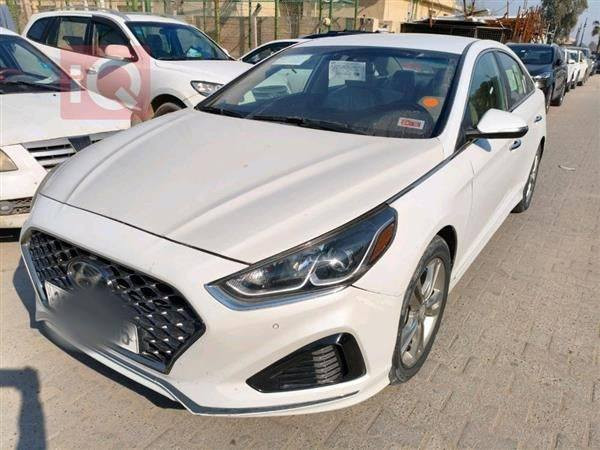 سوناتا امريكي رقم بغداد ٢٠١٩ فول مواصفات ما عدا البانوراما بصمة أبواب بصمة تشغيل تحكم ستيرن كشنات كهربائية كشنات تدفئة تبريد ثلاث انظمة قيادة رادار جانبي مثبت سرعة مانع انزالاق حساس إطارات قطعتين تبريد شحن لا سلكي وبعد بيها هواي مواصفات سعرها 137 وبيها مجال حادثها بنيد مبدل وتعديل بالبدنة مال الحوض مكانها النجف الاتصال على الرقم ***********
