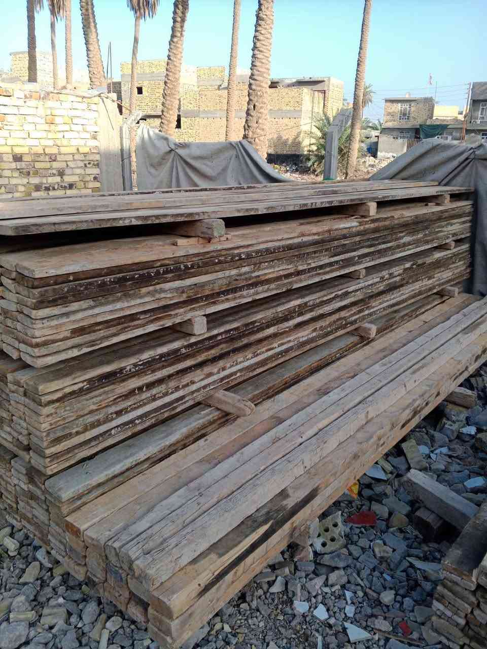 قالب خشب للبيع نضيف تارس العدد ٩مكعبات 
جكات تركي سن خشن اصلي العدد ٧٢جك مكان بابل ***********
