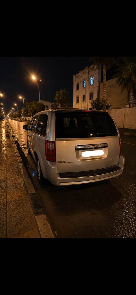 السلام عليكم دودج كرفان موديل 2008 محرك 3800 سته سلندر (كير + محرك نظيف) سبعه راكب تبريد ثلج 
السيارة ما بيها اي حادث ولا صبغ نظيفه سياره كلش مرتبها وبالعافيه على ياخذها سعرها 113 وبيها مجال بسيط كلش


**إذا كنت صاحب هذا الإعلان وتريد حذفه لأي سبب، رجاءا أرسل رسالة إلى الدعم الفني**