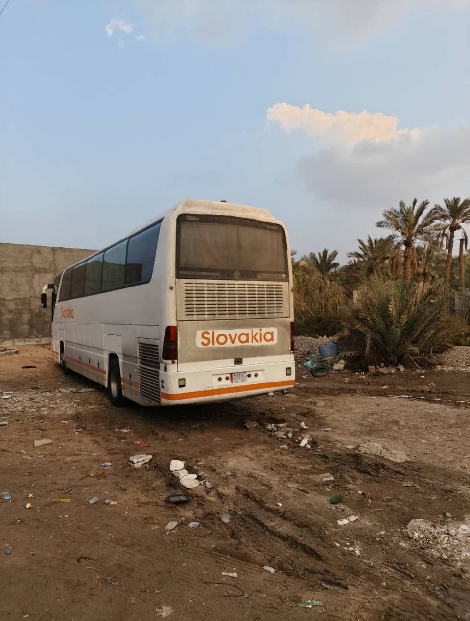 للبيع أو مراوس350عاليه دخول جديد خطه بصره كربلاء كير مكينه تبريد خير من الله تبريد بلادي رقم ألماني وصل خط وهيئة كاملات سياره حلوه ما ناقصها شي مكينه كهربائي كمبريسر 3مراوح مكان السياره بصره سعرها 3وربع وبيها مجال
الرقم***********
