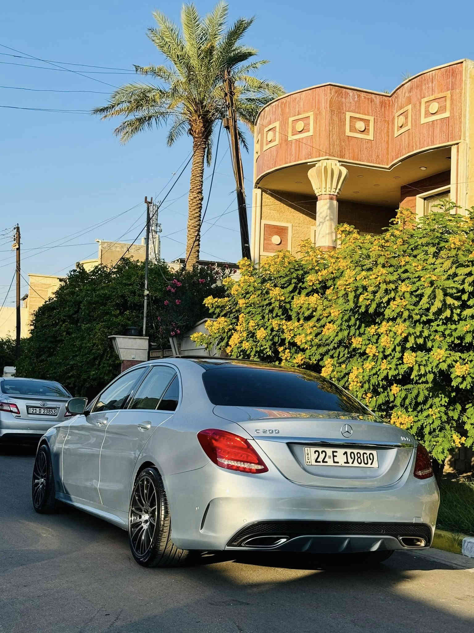 السلام عليكم 
للبيع C Class 2015 BCM(خليجيه وكاله اربيل)
بصمتين
فتحه  (قماره مغلفه ppf اسود)
كامره خلفيه 
بصمه 
داخل بيجي 
بردات خلفيه 
حساس امامي خلفي
دبل ماوس 
لايت عدسه 
بدي AMG 
بك لايت لد 
ويل 19
انضمه قياده 
ماشيه 100 الف كم 
بيها هوايه مواصفات معروفه بهذا الموديل 
السياره كير محرك كهربائيات بوضع الشركه 
برغي ممفتوح بيها (صفر مسج)
بدون نقص بدون حادث بدون تبديل (صبغ جاملغ يسره امامي رش فقط )
مكانها المنصور 
للاتصال ***********
