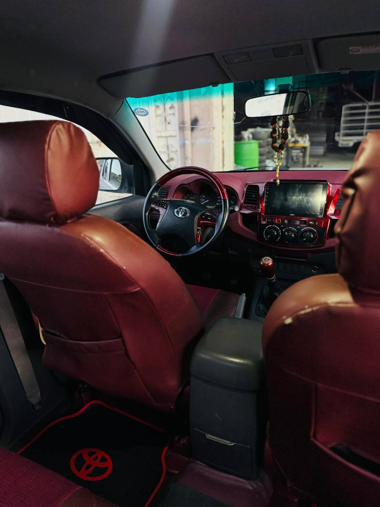 تویوتا ھایلوکس
Toyota hilux 2013
بۆفرۆشتن 
گێر عادی
گێرو مەکینە بەشەرت
چوار تایەی لوکی لەسەر
زور توندو تولە
یەک دینار مەسروفی تیا نیە
پێشەوە جەمپێکی هەیە ناوفۆرمیکا شاشەئایپات کوسین جلدی بیلادی هیچ مسروفێکی نیە 
نرخ 190و مەجال
شوێن ناحیەی سکتان
موبایل ،واتساب***********
ئەگەر موشتەری پەیوەندی بکە 
ھەمو شتم نوسیوا رانية, السليمانية
