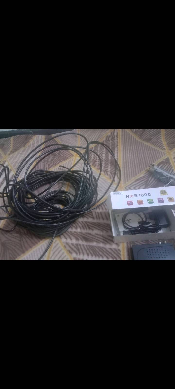جهاز منضومة شبكة الرابعه مراوس حسب القناعة والاتفاق الجهاز كامل مع كافة ملحقاته استخدام شهر واحد فقط