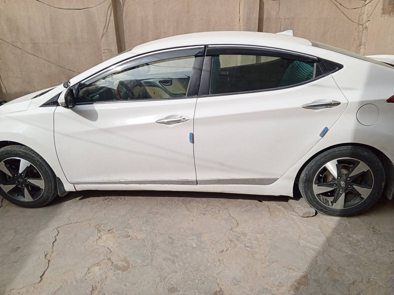 يا الله من رخصة الادمن السلام عليكم اخوان النترا 2013سياره مصبوغه حزام بيها ضربة جاملغ امامي سياره جاهزه كير مكينه نص عمر وتبريد تخم تاير سياره احلا من الصوره سياره تريد وكاله تريد مداورسعر ها75قفل مراوس بيع للاستفسار ***********
