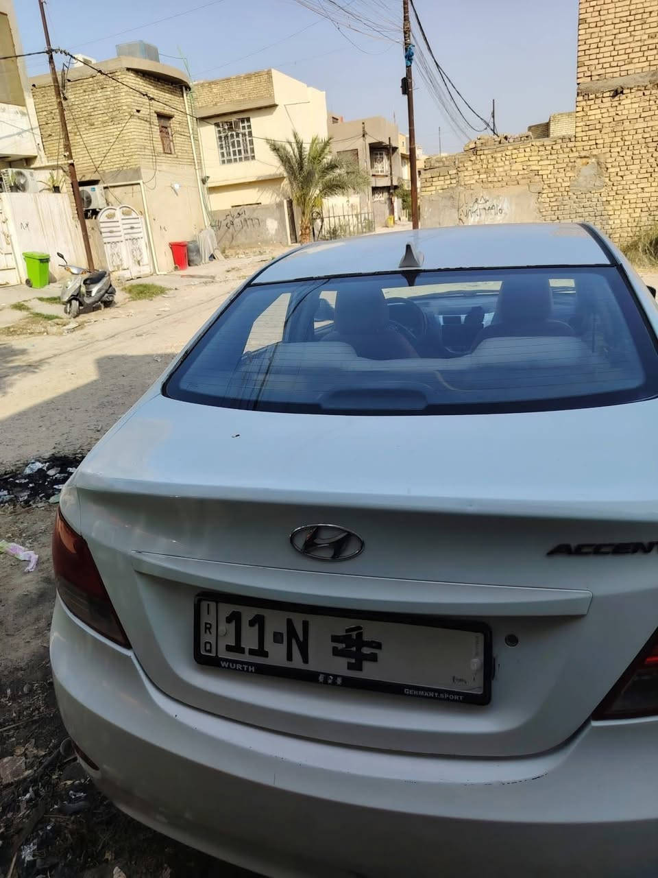 السلام عليكم أقراء المنشور زين يرحم اهلك لان انت راح تجي وتتعنه واخاف محافظات خطيه لان اني صايره بيه  فه اتصل بيه وانطيك كل تفاصيلها بالدقه وبعد انت بقنعاتك 
اكسنت 2013 خليجي محرك 1600
صدر امامي خليفي دبلات امامي خلفي جديد
محرك كير خير من الله
بيها ضربة جنطة وجاملغ وباب خلفي
وبيها قطعتين صبغ ابيعها حزام تلافين للاشكال 
السعر 85
واتساب متوفر ***********
