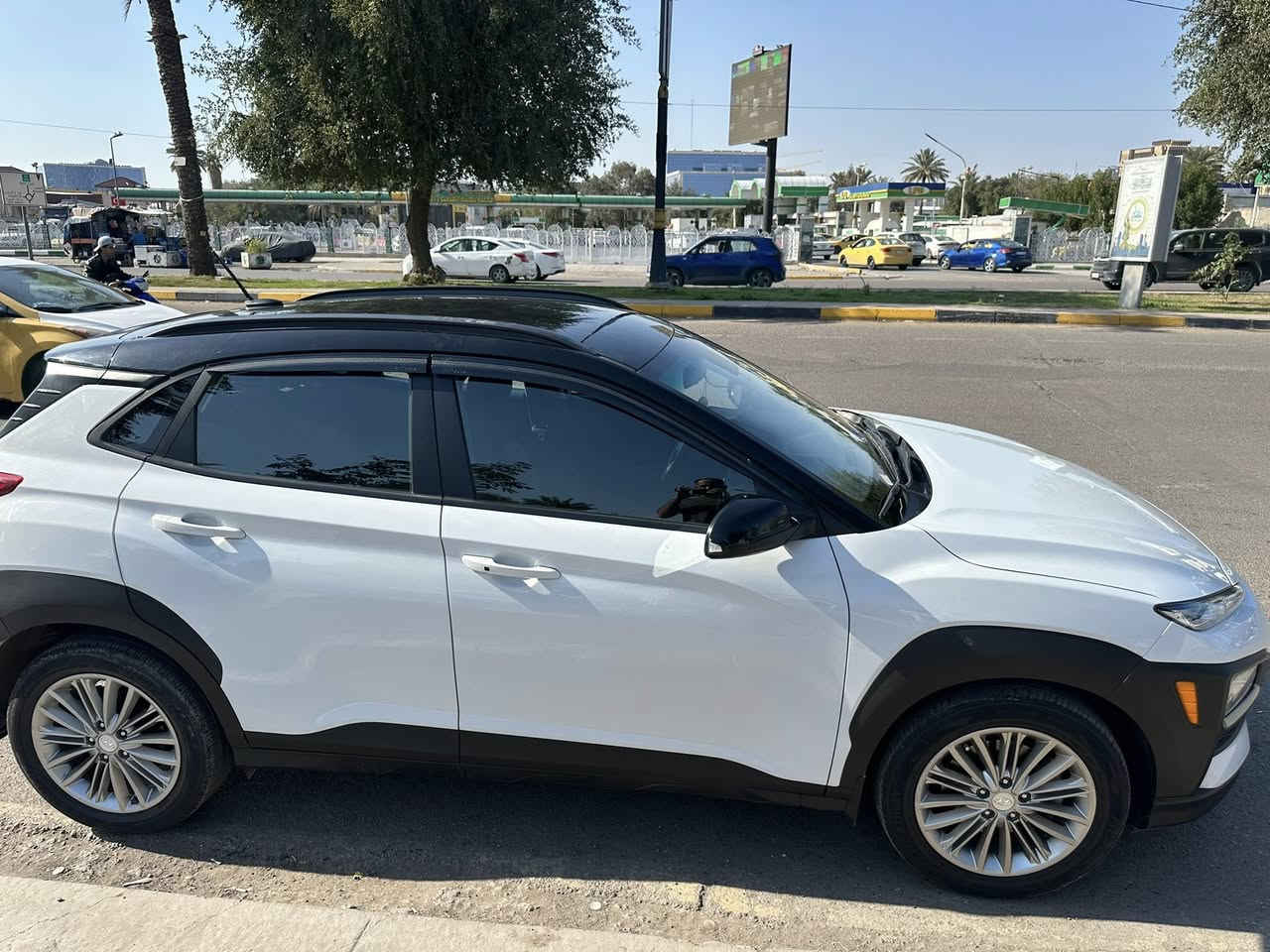 السلام عليكم
كونا 2019 كندي
حادثها قطعه باب سائق مبدل اصلي فقط
ماشية 71 كلش نظيفة
تو كلر بلاد
رقم اربيل
3 انظمة قيادة
كامرة شاشة
تبريد ثلج
حساسات 
نقطعه عمياء
فول السيارة
السعر 142 بيها مجال حك الجية
صور الحادث مرفقة
للتواصل 
العنوان بغداد الدورة
***********
***********
