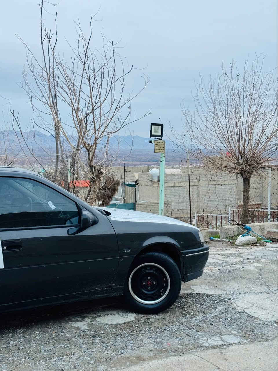 ئوپل فيكترا موديل ١٩٩٠ مةكينة ٢٠ بي دةعمو ليدراو سلایتە
Abs
ئیفلۆکەپسە
سةنةوي بةسةر چوة وةكالة بةشةرت جوار تايةو ويلي نوي لةسةرة توندو تولة بێشو پشتي تازة داگيراوة سيارةكة بي فةسروفة شوين كوية *********** فايبةري لةسةرة. برام كويسينجاك, أربيل
