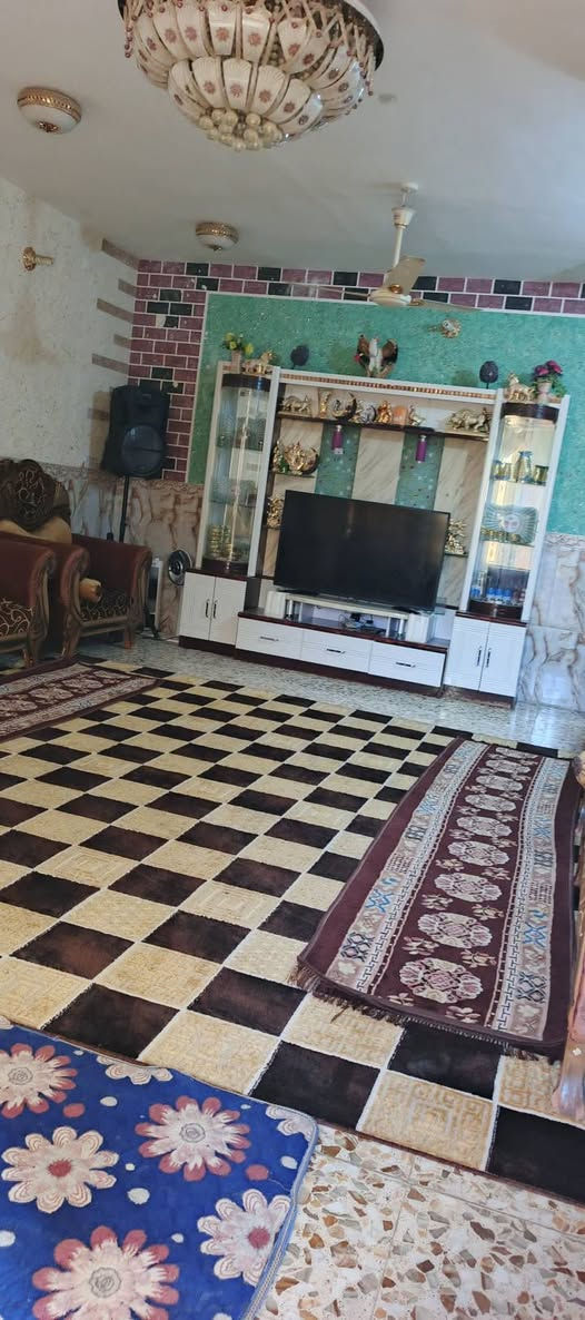 يا الله عرض مميز
سلام عليكم بسعر مغري 
بيت للبيع 220متر طابو صرف 
الوجها 11 والنزال 20 
خدمات كامله 
غرفتين نوم وستقبال وحمامات داخليه وخارجية وكراج مال سياره 
مقابيل ساحه 
العنوان حله ابو غرق بحي السلام 

السعر والتفاصيل أكثر خاص او الاتصال على الارقام او المراجعه مكتب الرحمن حله شارع 100 
#ملاحظة# لمن يرغب في
 عرض عقار او ارضه طابو صرف او طابو زراعي عليه مراسلتنا او الإتصال
***********
***********
