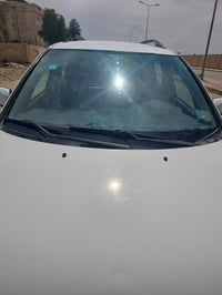 ٢٠٠١ • عادي • بصرة