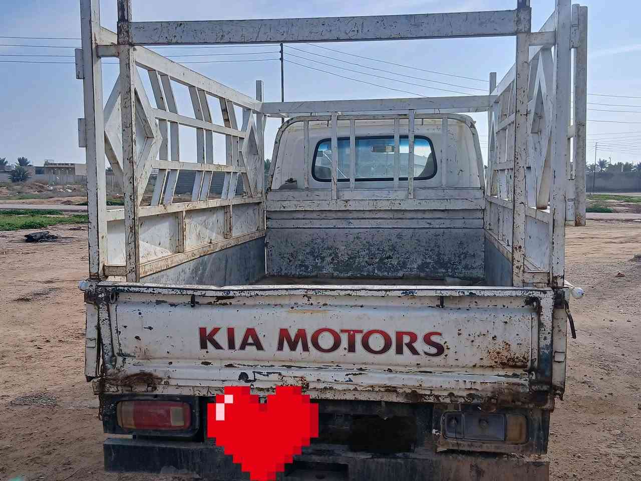 -كيه فنتيره
موديل 2001 
سعر (47) بيهه مجال 
رقم ديالى 
مكان سياره مندلى  /الندا 
تفاصيل تصل على خط 

***********
