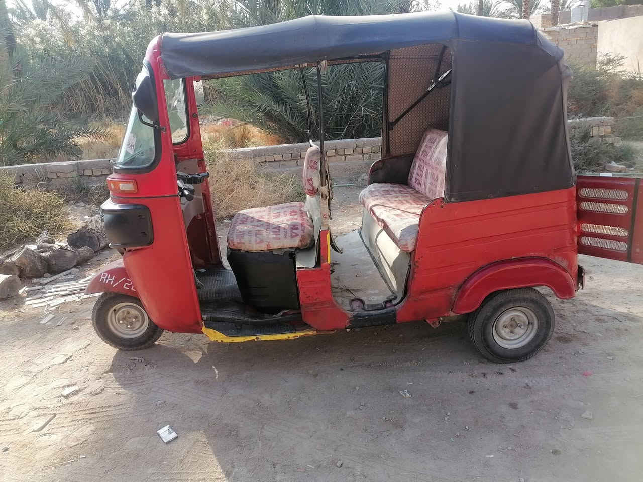 السلام عليكم تكتك لبيع  نهايت 17 رقم وسنويه مستلم بس سنويه لارقام بعدهن مامستلمهن السعر 3500 وبيه مجال المكان ناصريه رفاعي رقم ***********  *********** وتساب
