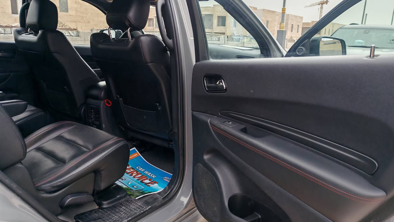 السلام عليكم
اخوان حار ومكسب ورخيص..... مستعجل للبيع عندي ضرف خاص
دورنكو 25 سمنتي ما راح اذكر مواصفات اليعرف اي نقطة بالدورنكو ما بيه ينزل عشر أوراق علمآ السيارة تحويل بأسمي شوكت ما يعجبك السعر 325 يعني ثلاث شدات وخمسه وعشرين ورقة وبيه مجال ثلاث قطع أماميه تبديل بدون حادث نهائي واكو ملاحظات بسيطة بالگصه مال القمارة وبارد على وضعة بالباب خلف الصدر موضح بالصور مكاني كربلاء للاستفسار أكثر ***********
***********
