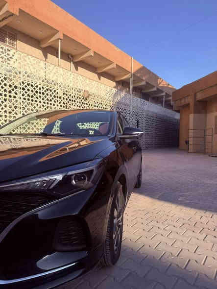 السلام عليكم 
ايدو بلاس موديل 22
فول موصفات 
محرك 1400تربو 
السياره بعد بالضمان تبديل دهن وفلاتر بالشركه 
ماشيه 14000 قابل لزياده 
شاشه دشبول متصله 
كامرات 360 
تحكمات ستيرن تحديد مسار كروس سرعه
هاند بريك دكمه 
بصمة 
مودات قياده ايكو نورمال سبوت 
كشتات وبطاين باب جلد مطعمه اسود ماروني 
بانوراما كامله 
 السياره بيه طخات بسيطه مصلحه عل البارد بيه باب امامي امبدل مال شركه بلاديه نفس اللون 
مكفوله من الصبغ ومعجون 
مكفوله من الشاصي ودواخل ولغود 
السياره سنويه بسمي حره ماخذيه من الشركه نقد زيرو بال 22 
مكان السياره بغداد الكراده خارج قرب جسر الطابقين 
هاتف *********** 
السعر ١٣٠ وبيه مجال لشراي 
تحويل ثاني يوم
