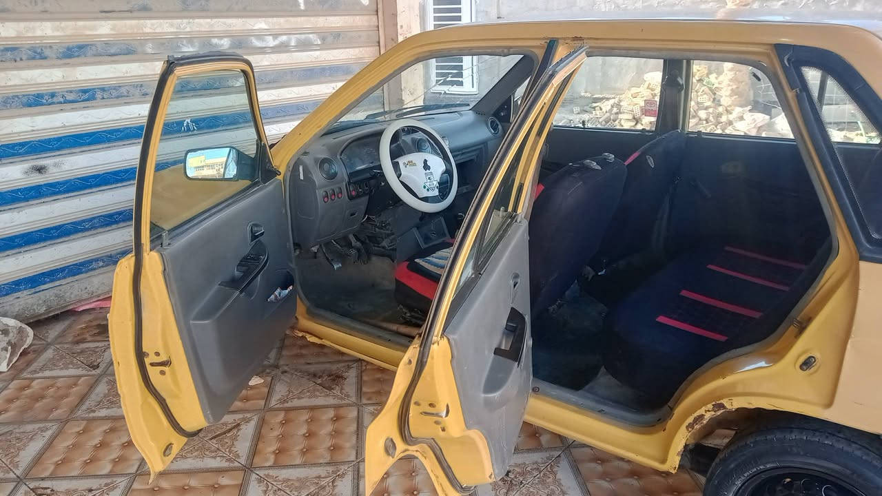 سايبا موديل 12 رقم بغداد احمر راعيها موجود ويريد يحولها ومصفره غرامات فقط هيئه 150 الف وتنزل من سعرها مكينه ماتنقص والكير بي تنقيص يعني كل اربع ايام او خمسه اخلي نص لتر اله اني بيدي لان ادراي السياره واطلع بيها بغداد حله ديوانيه القاسم والحمدلله نعمه من الله مو اريد ارغبك بس اكلك مواكفه اشتغل بيها مو عطلات الحمدلله 
*********** استفسار 
السعر 15 ورقه 
العنوان كربلاء طويريج
