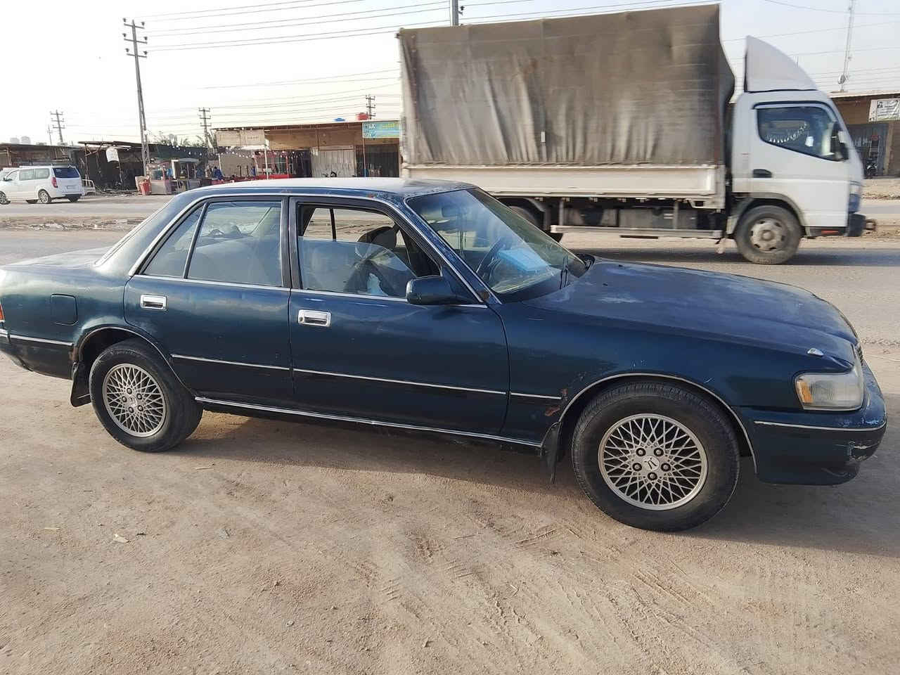 السلام عليكم سياره مارك كربلائي حداده جديده مشط جديد جام كله شغال سنتر لوك شغال محرك ونجي كير 6سلندر السياره ما بيها خياسات هواي السعر 40وبيها مجال. للاستفسار ::*********** القرنة, البصرة
